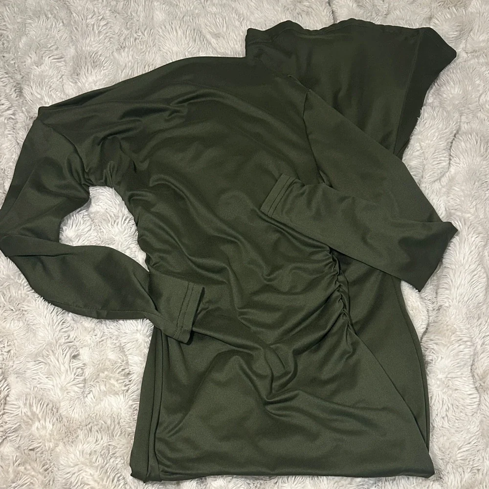 SHEIN Olive Green Off-Shoulder Long Sleeve Mermaid Maxi Dress - Picture 3 of 3